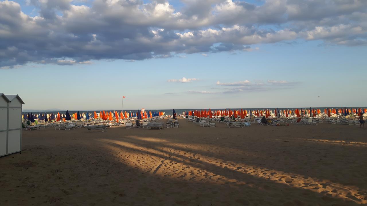 Appartamento Magnolia Lignano Sabbiadoro Exterior foto