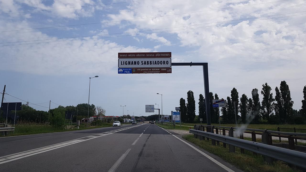 Appartamento Magnolia Lignano Sabbiadoro Exterior foto