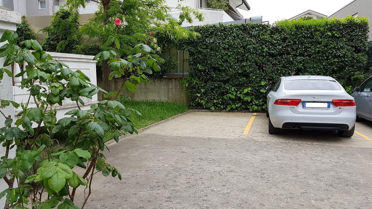 Appartamento Magnolia Lignano Sabbiadoro Exterior foto